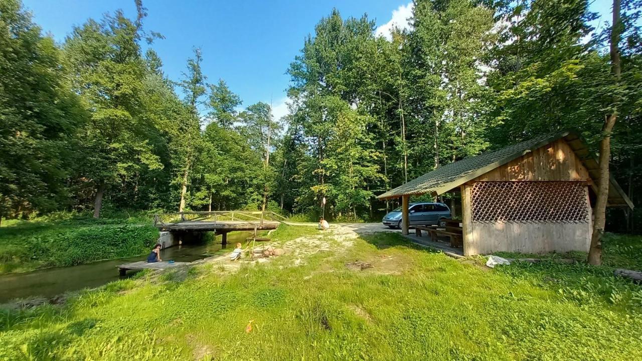 Ranczo Na Skarpie Villa Frampol Luaran gambar
